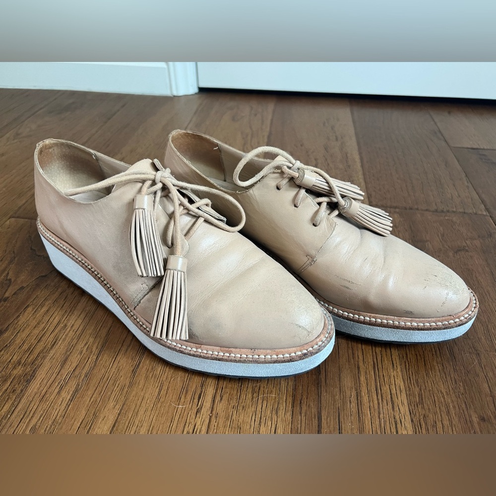 Loafer Randall Callie Demi-Wedge Oxfords in Tan Leather